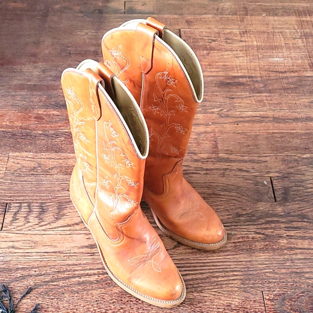 Women Cowboy Boots Size 8